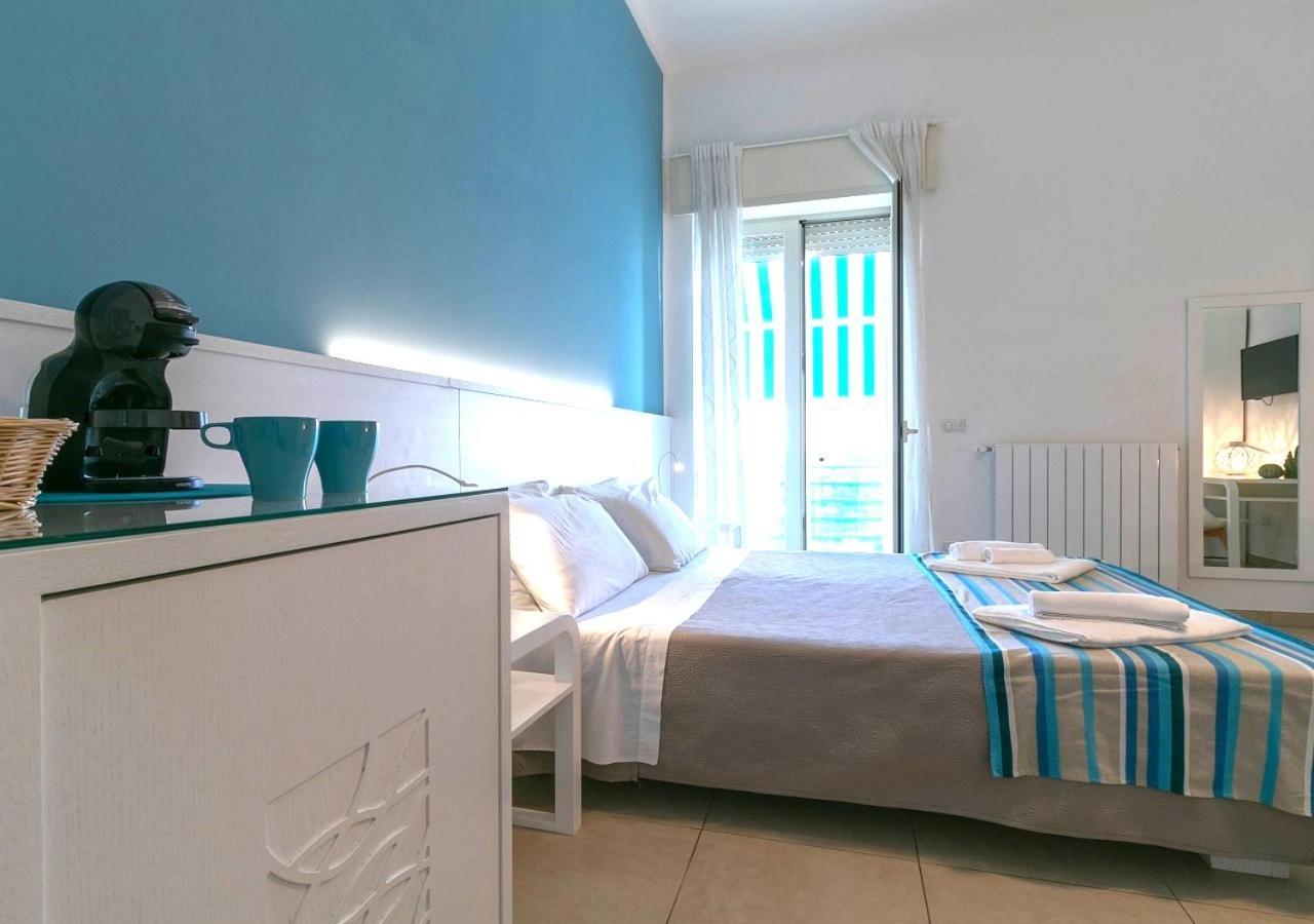 Fronte Mare Rooms By Salentolimit Porto Cesareo Exterior photo