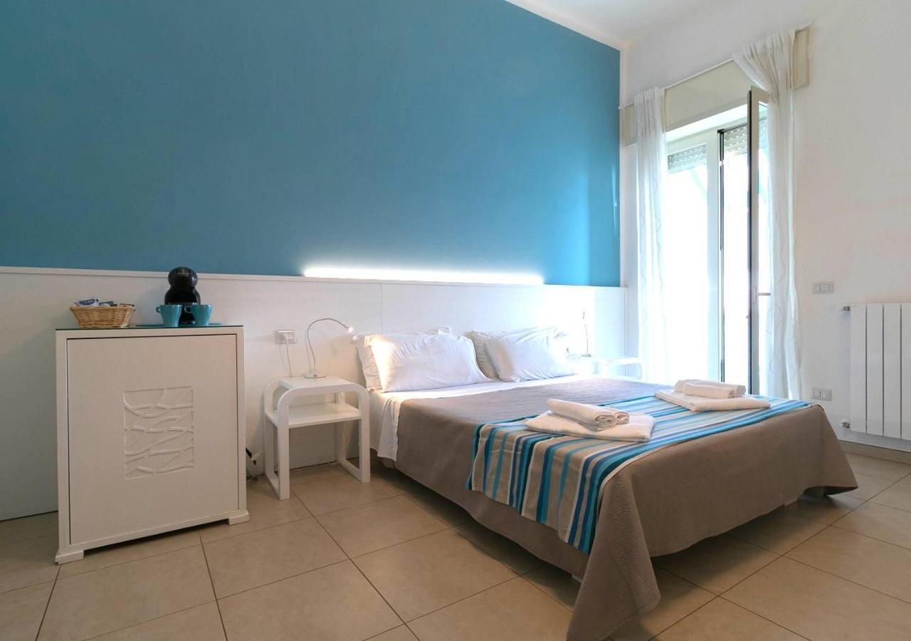 Fronte Mare Rooms By Salentolimit Porto Cesareo Exterior photo