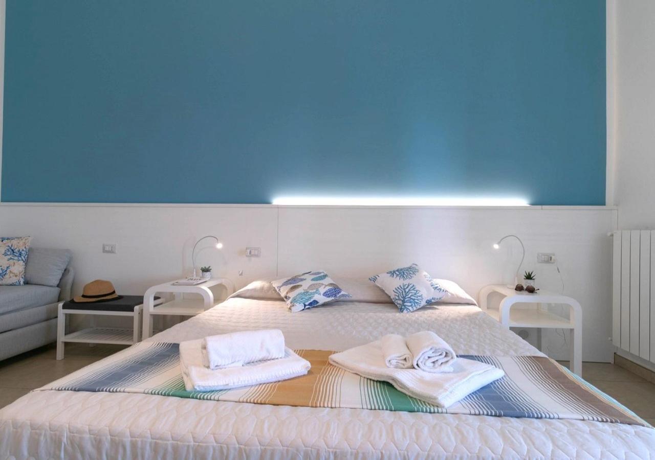 Fronte Mare Rooms By Salentolimit Porto Cesareo Exterior photo
